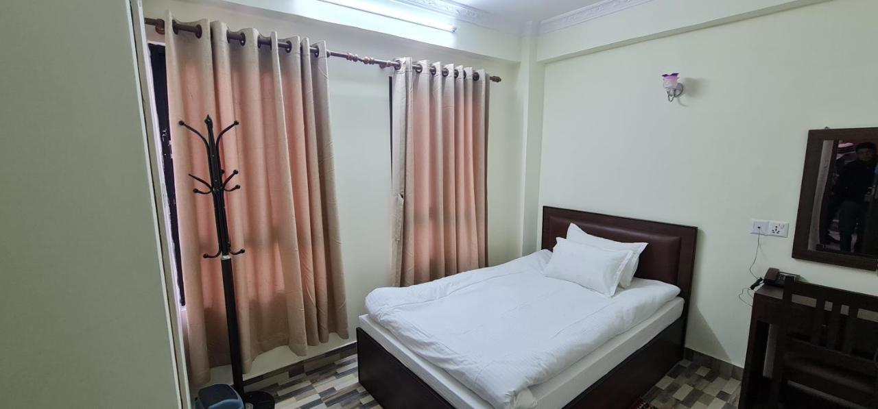 Pashupati View Hotel Katmandu Eksteriør billede